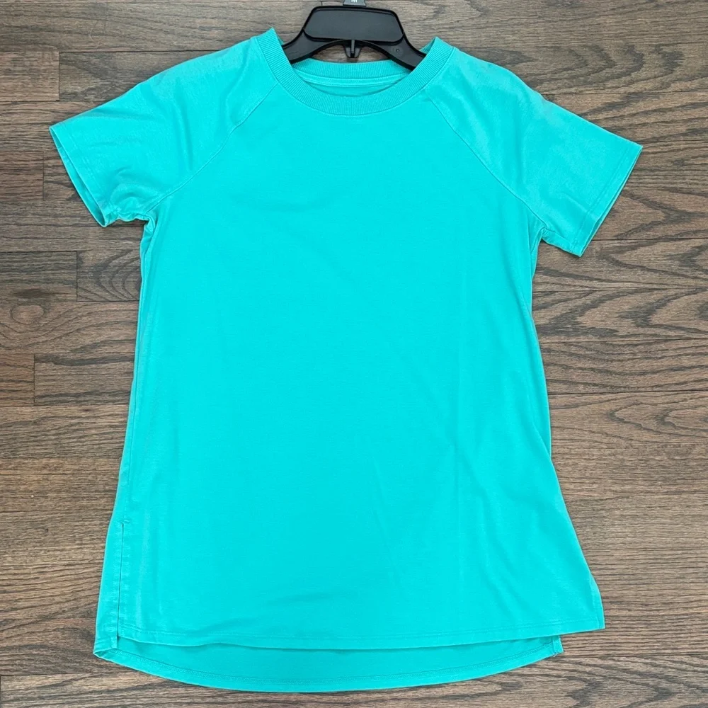 tek gear Women's Short Sleeve Tee in Turquoise